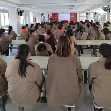 乐虎国际电气集团举行“女性魅力课堂”